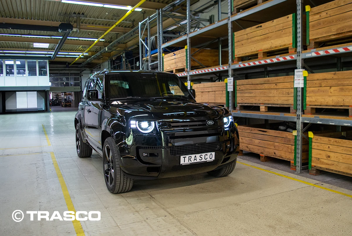 Car offered by TRASCO Bremen, photographed by the seller.