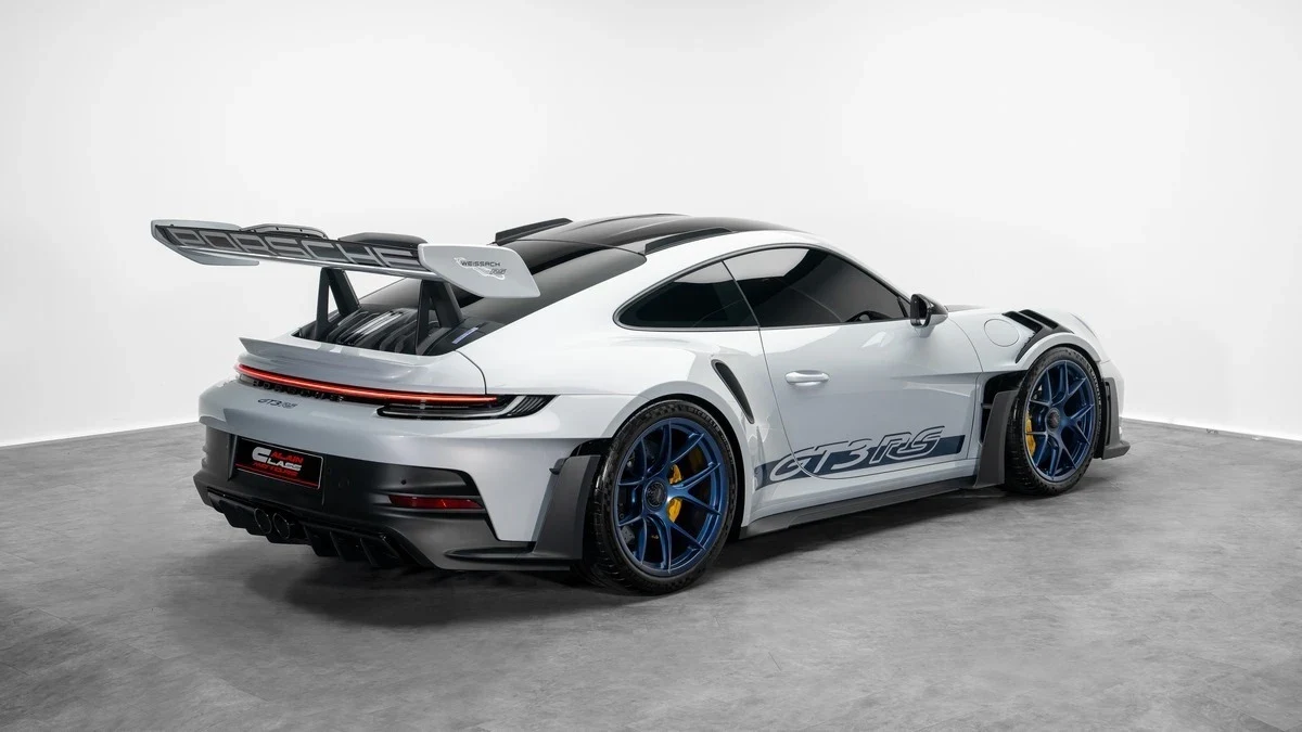 Porsche 911 GT3 RS, 3/10