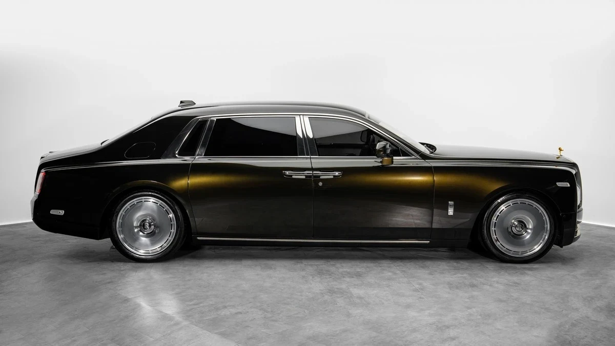 Rolls-Royce Phantom EWB, 2/10