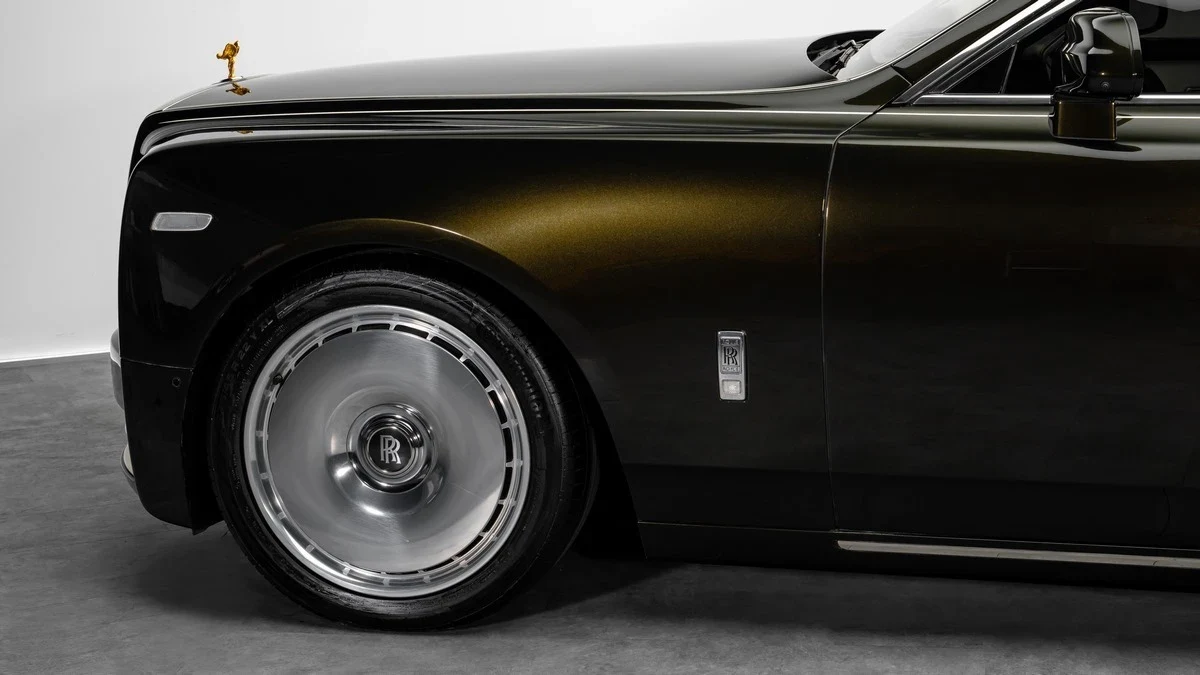 Rolls-Royce Phantom EWB, 9/10