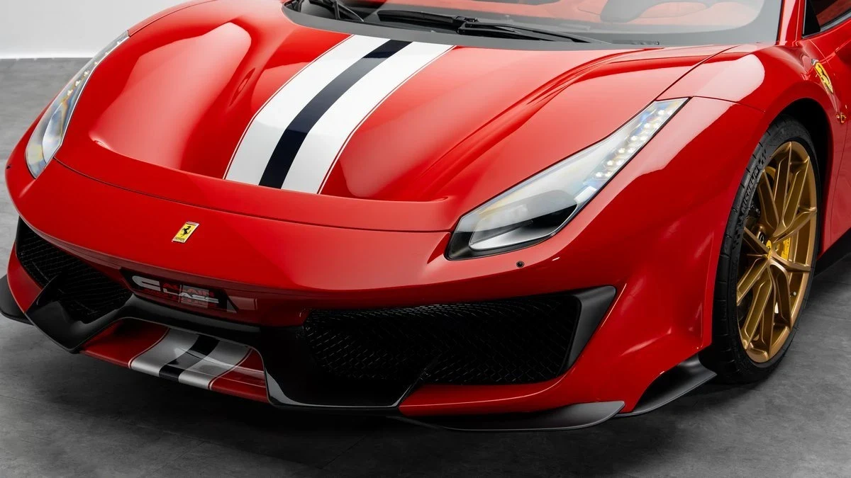 Ferrari 488 Pista, 7/10