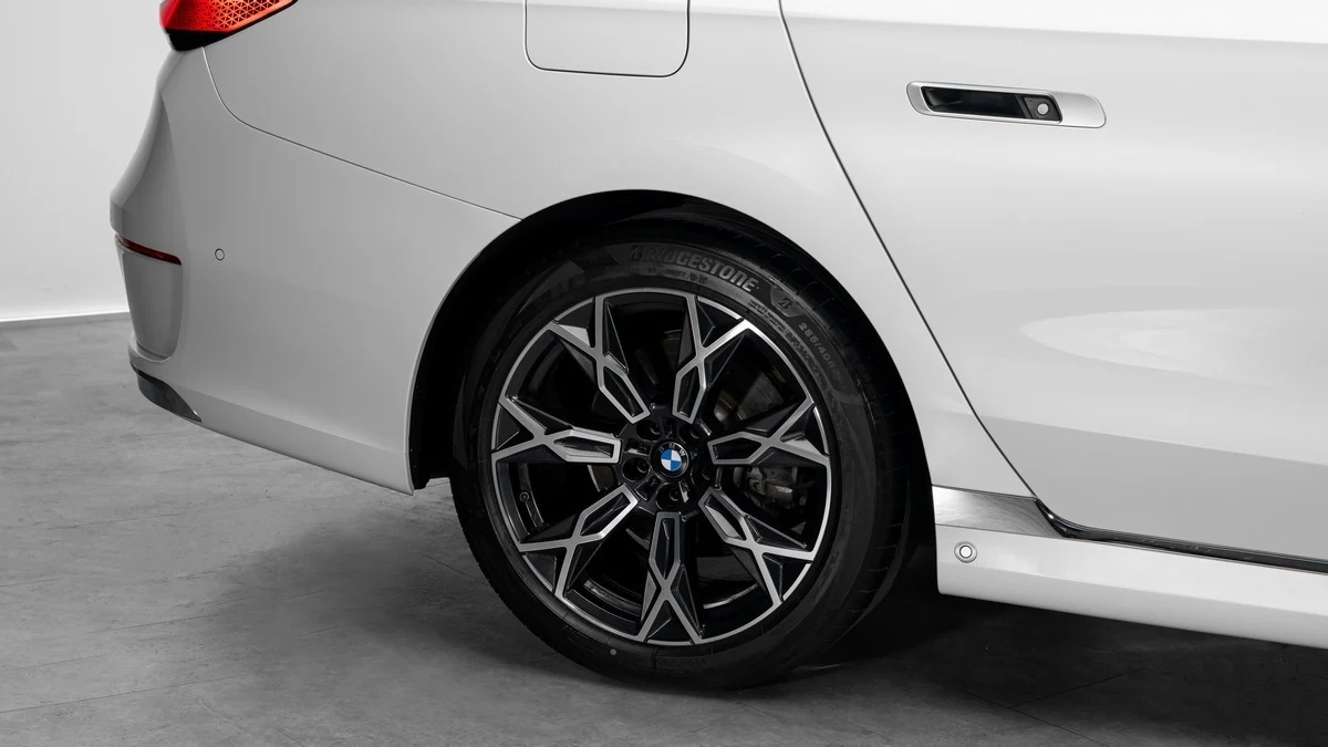 BMW 735i, 10/10