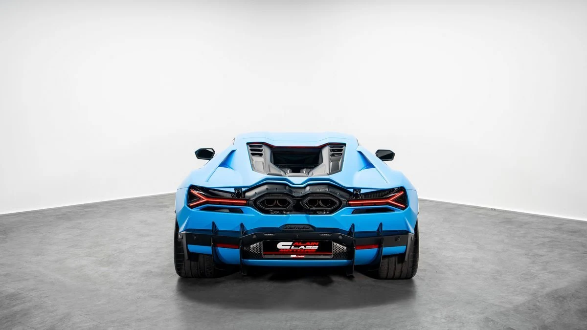 Lamborghini Revuelto, 5/10