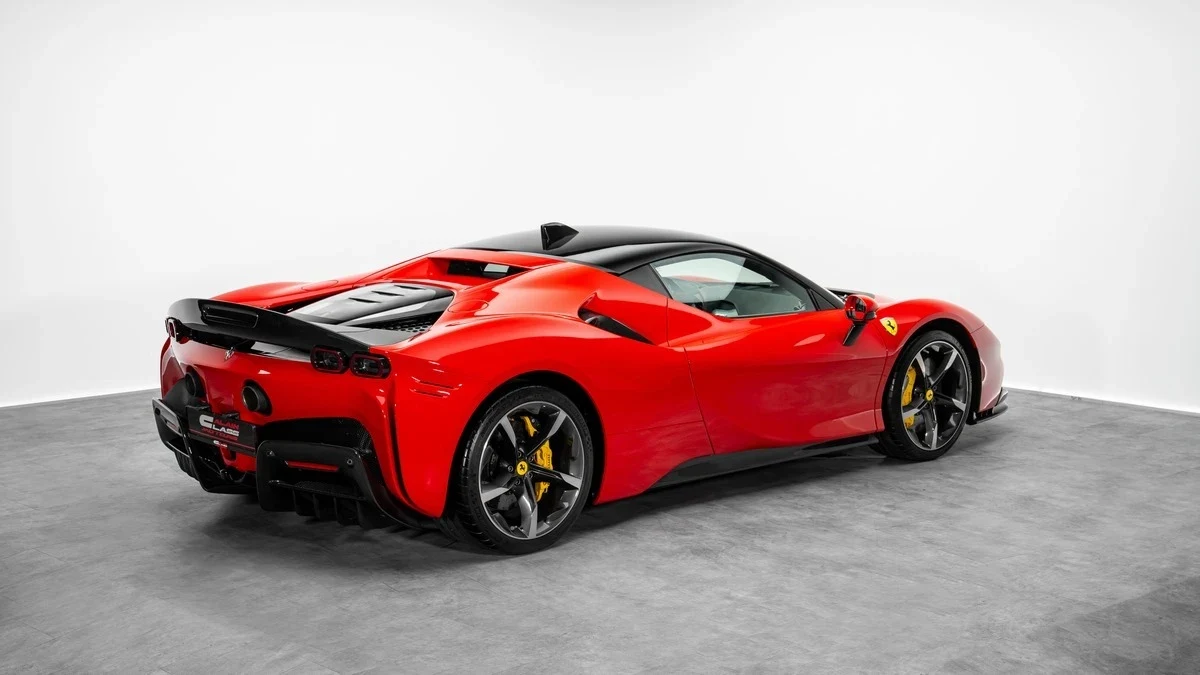 Ferrari SF90 Stradale Assetto Fiorano, 3/10