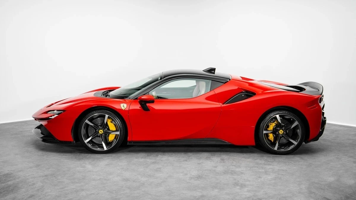 Ferrari SF90 Stradale Assetto Fiorano, 5/10
