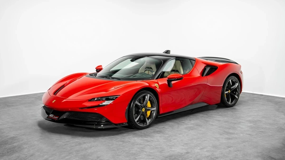 Ferrari SF90 Stradale Assetto Fiorano, 6/10