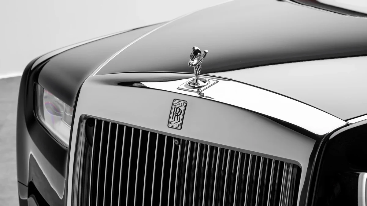 Rolls-Royce Phantom, 3/10