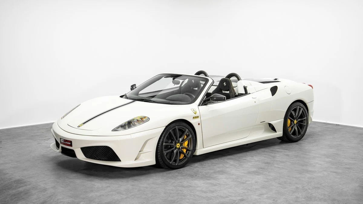 Ferrari Scuderia Spider 16M, 7/10