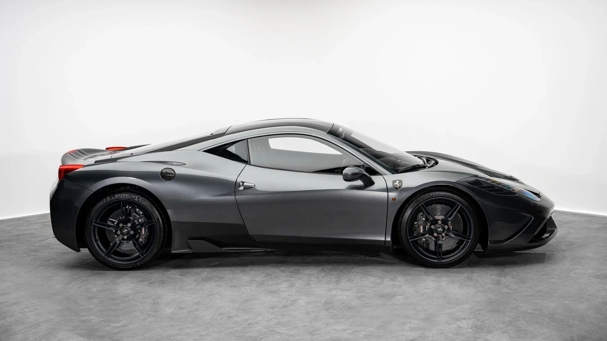 Ferrari 458 Speciale, 2/10