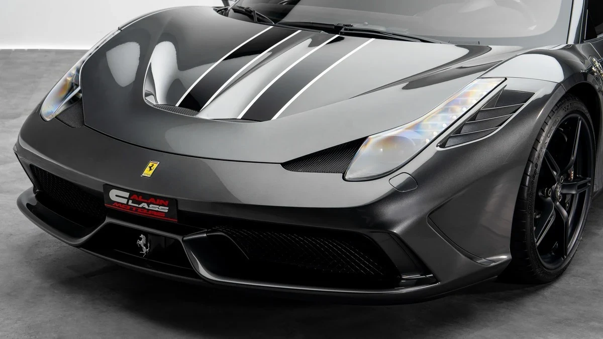 Ferrari 458 Speciale, 7/10