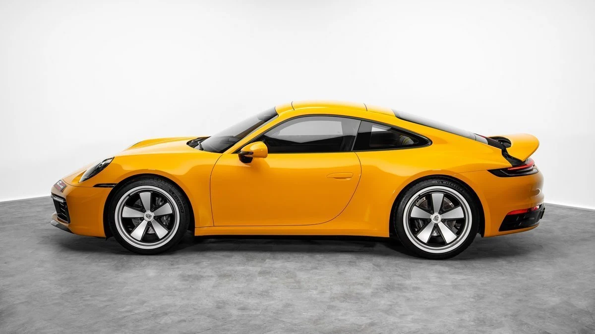 Porsche 911 Carrera T (992), 5/10