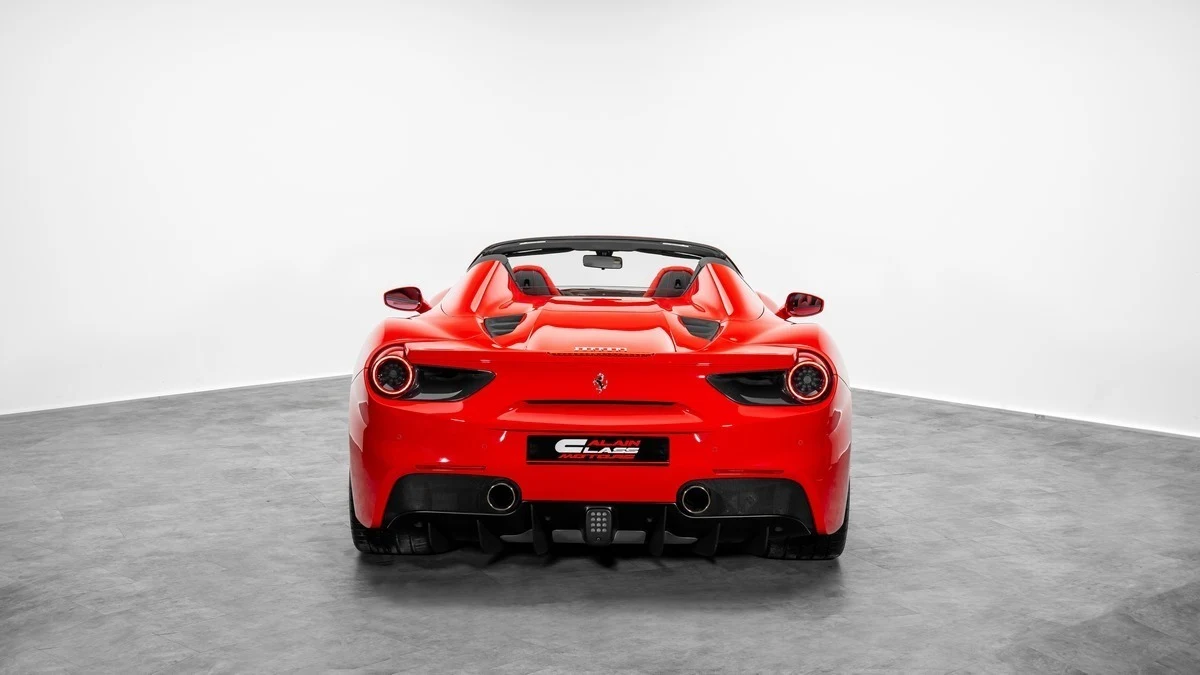 Ferrari 488 Spider, 5/10