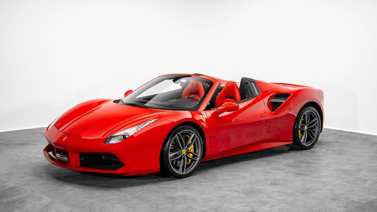 Ferrari 488 Spider, 7/10