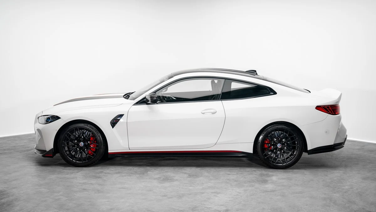 BMW M4 CSL, 5/10
