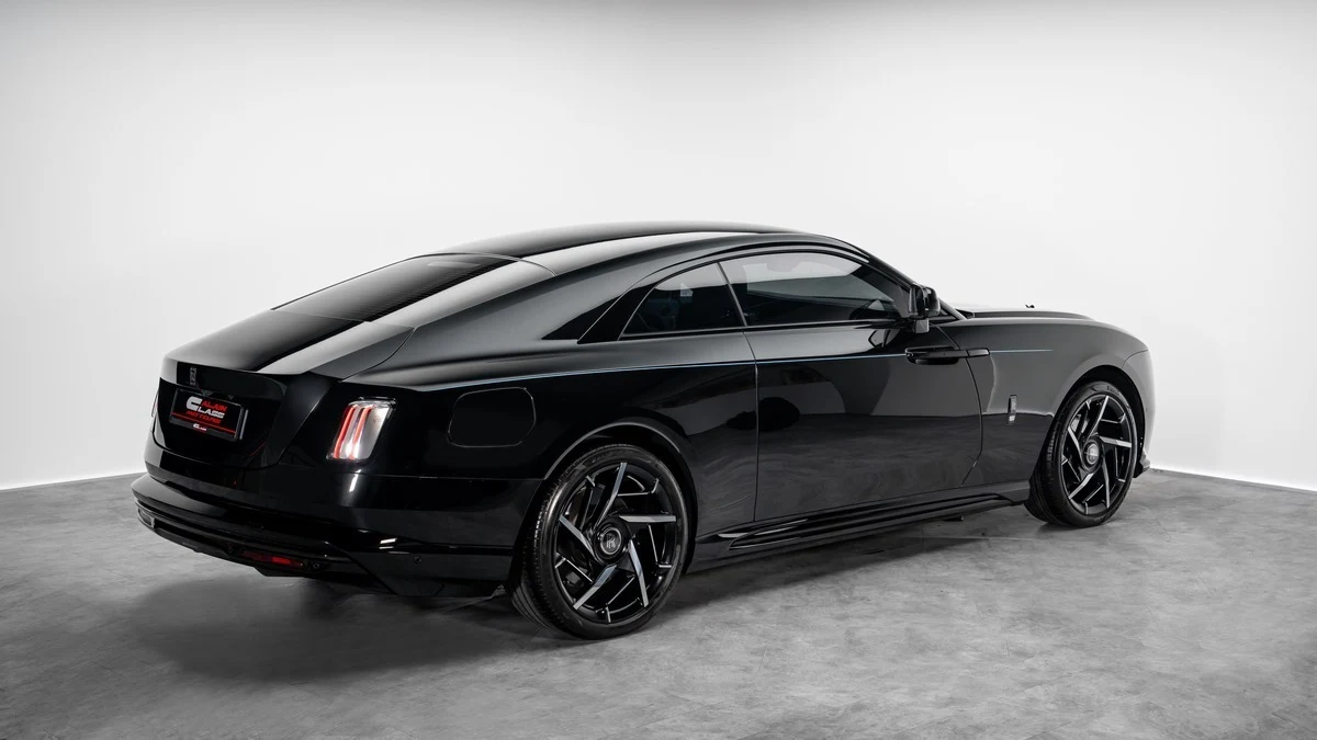 Rolls-Royce Spectre Black Badge, 3/10