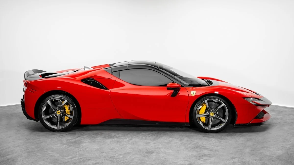 Ferrari SF90 Spider Assetto Fiorano, 2/10