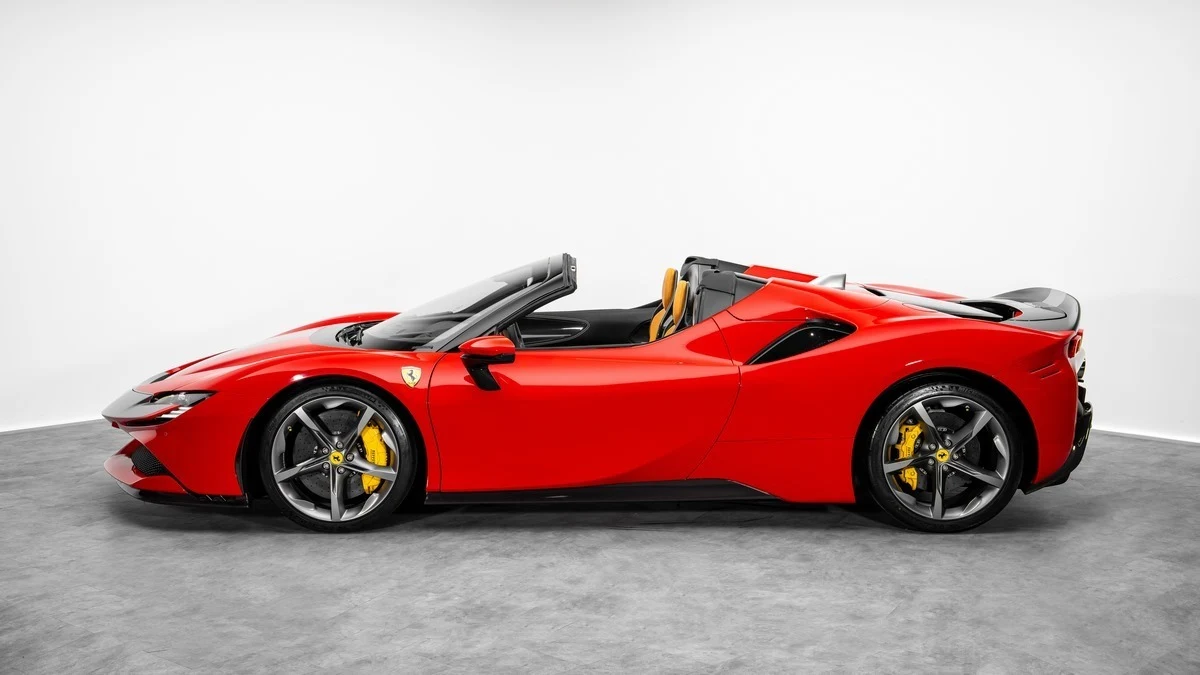 Ferrari SF90 Spider Assetto Fiorano, 6/10