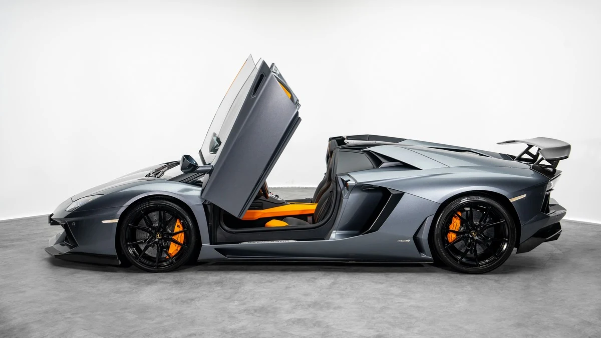Lamborghini Aventador Roadster DMC, 6/10