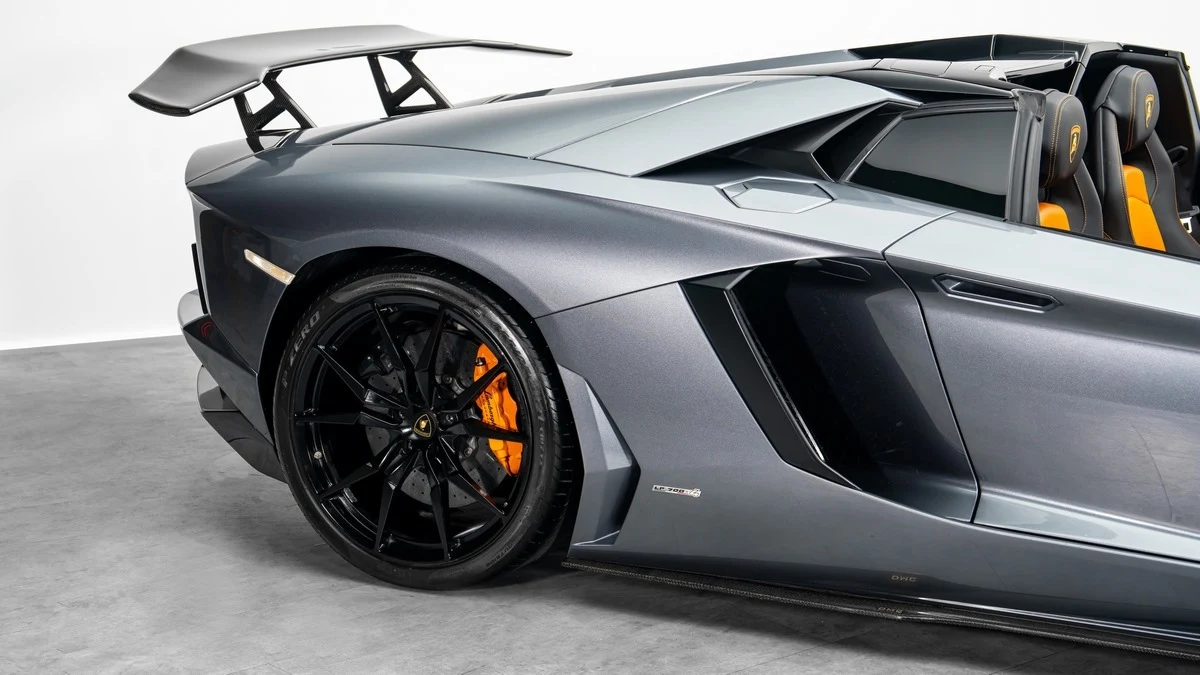 Lamborghini Aventador Roadster DMC, 10/10