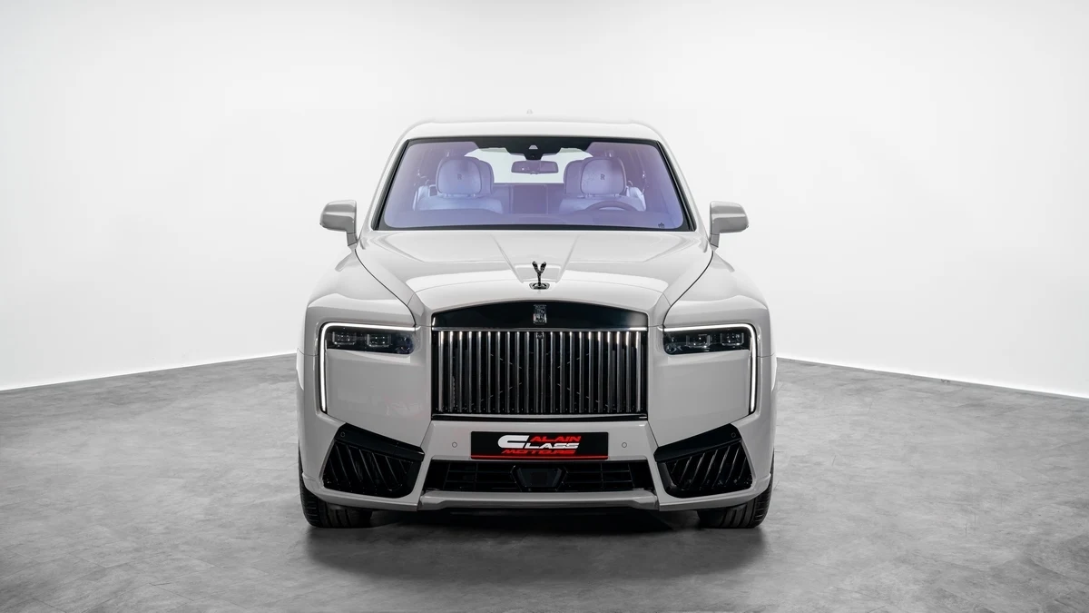 Seller photograph: Rolls-Royce Cullinan Black Badge Tempest Grey