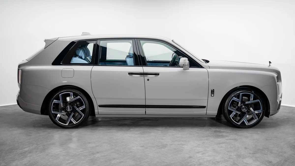 Rolls-Royce Cullinan Black Badge, 2/10
