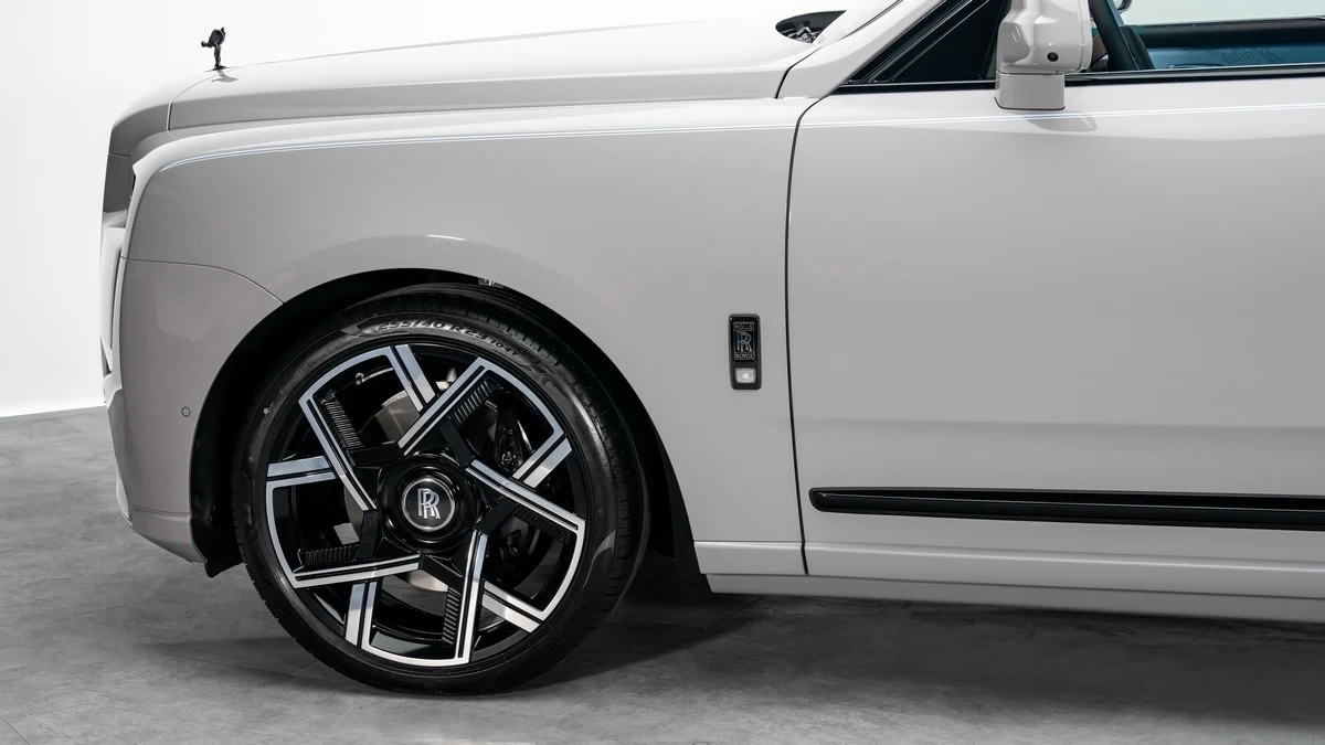 Rolls-Royce Cullinan Black Badge, 10/10