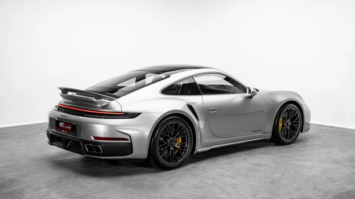 Porsche 911 Turbo S (992.2), 3/10