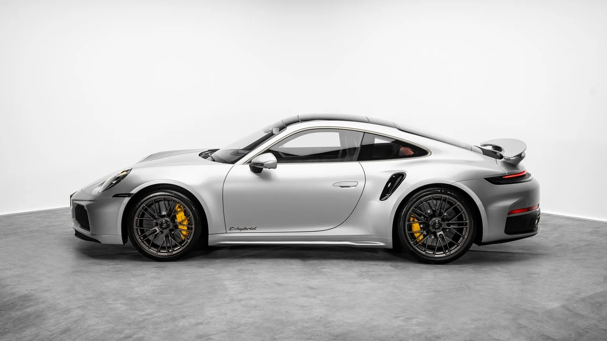 Porsche 911 Turbo S (992.2), 5/10