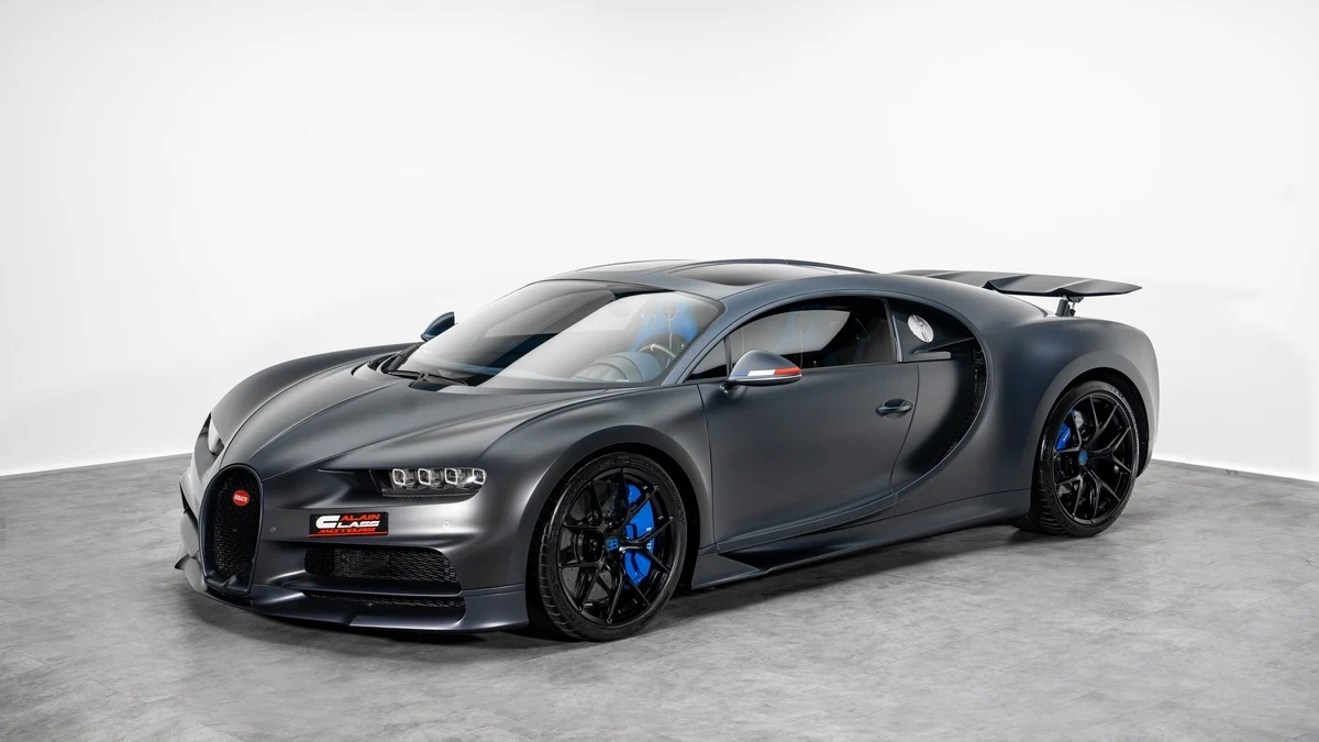 Bugatti Chiron Sport 110 Ans, 6/10