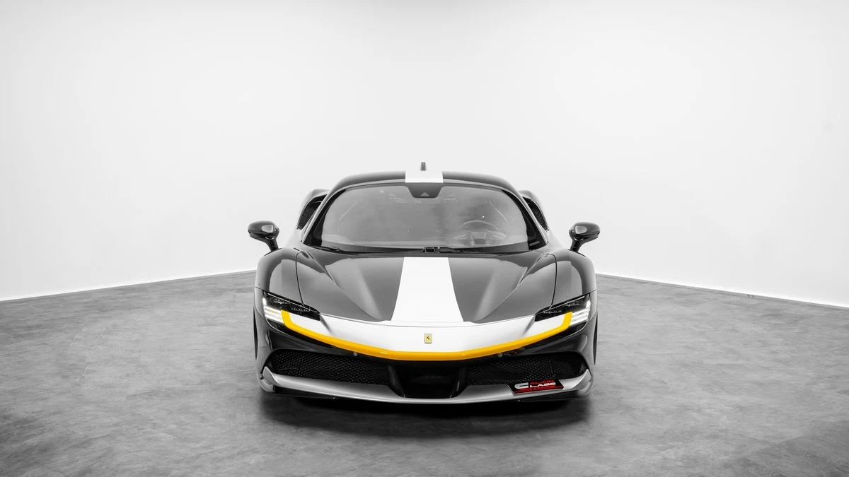 Seller photograph: Ferrari SF90 Stradale Assetto Fiorano Canna di Fucile