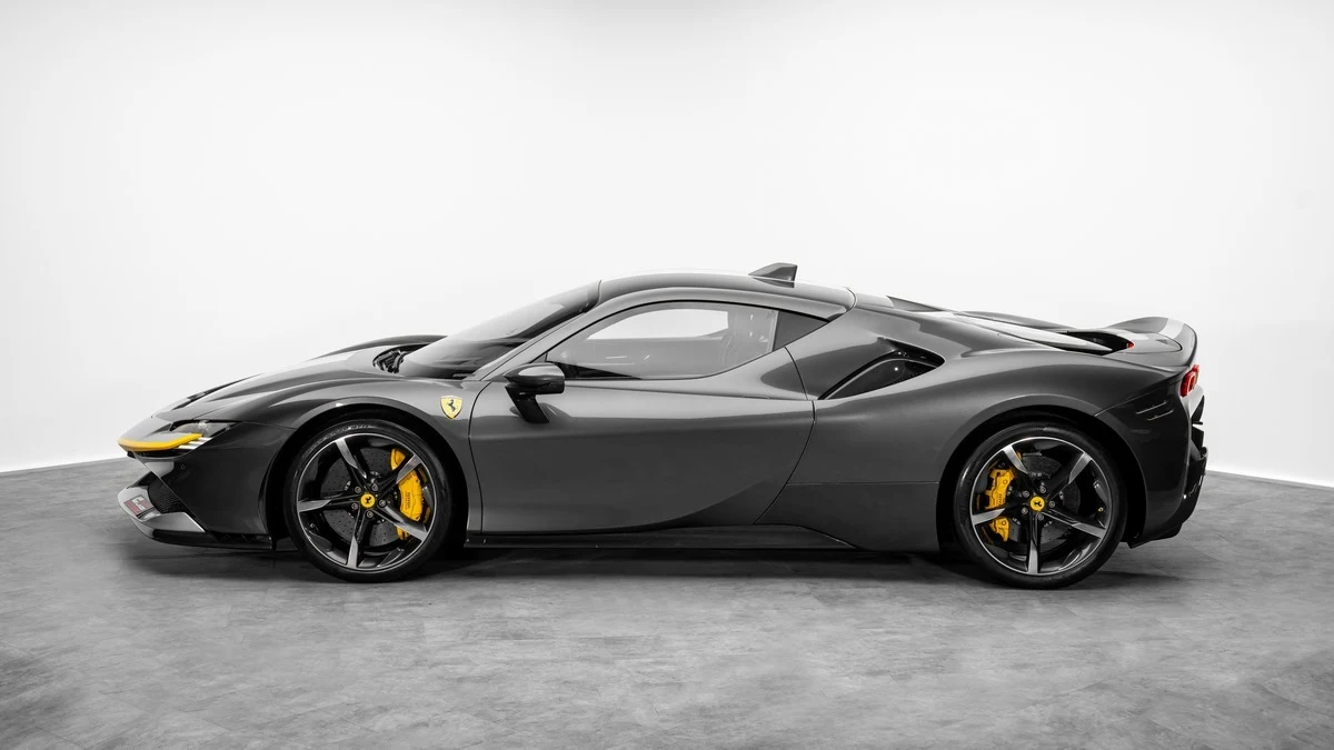 Ferrari SF90 Stradale Assetto Fiorano, 5/10