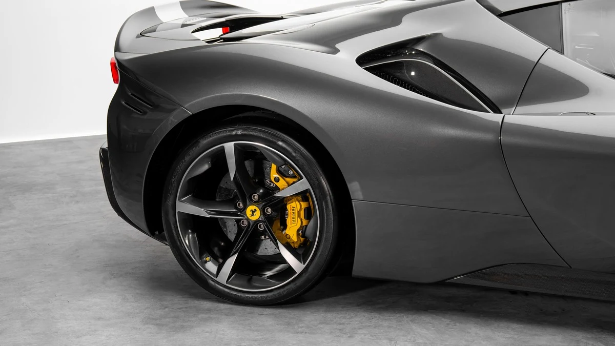 Ferrari SF90 Stradale Assetto Fiorano, 10/10