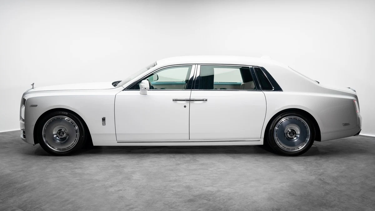 Rolls-Royce Phantom EWB, 5/10