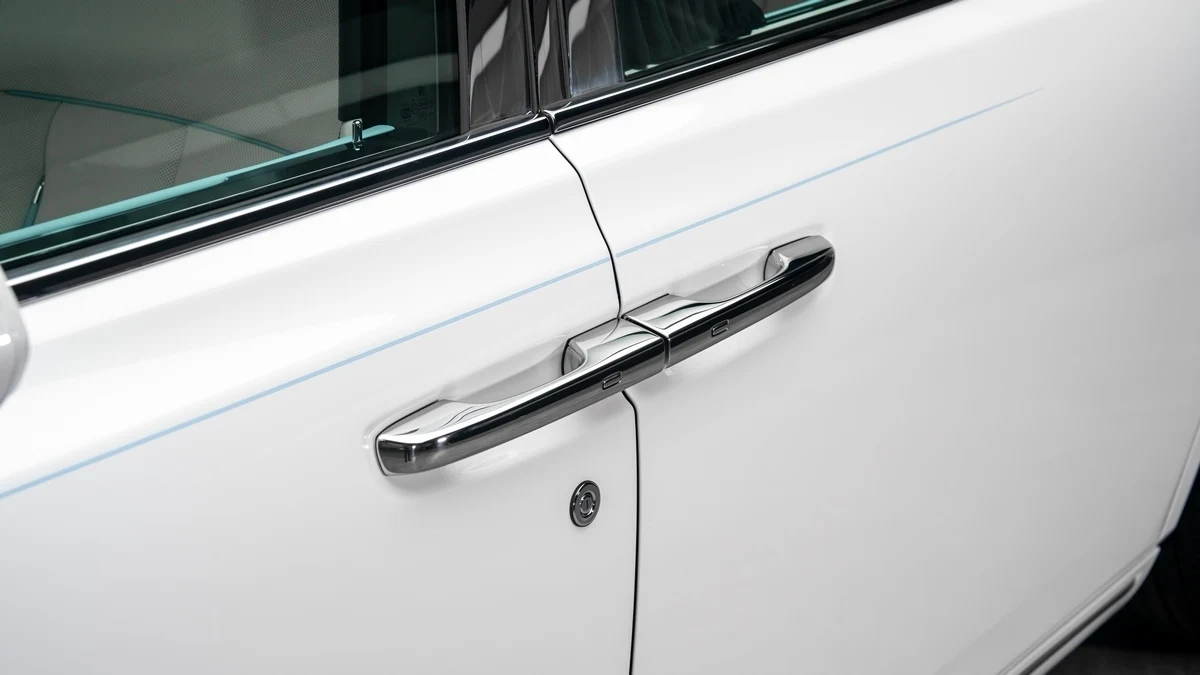 Rolls-Royce Phantom EWB, 9/10
