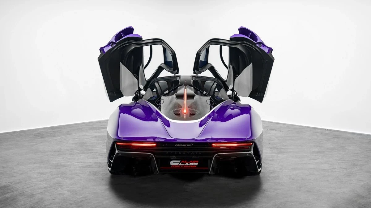 McLaren Speedtail, 2/10