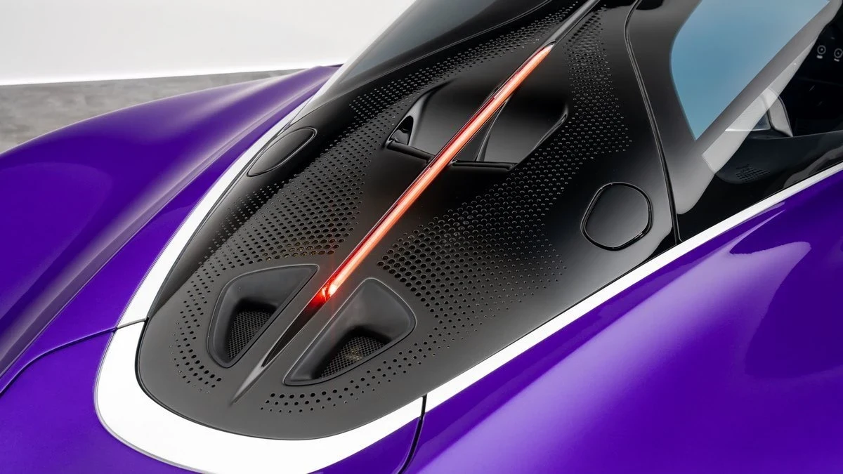 McLaren Speedtail, 5/10
