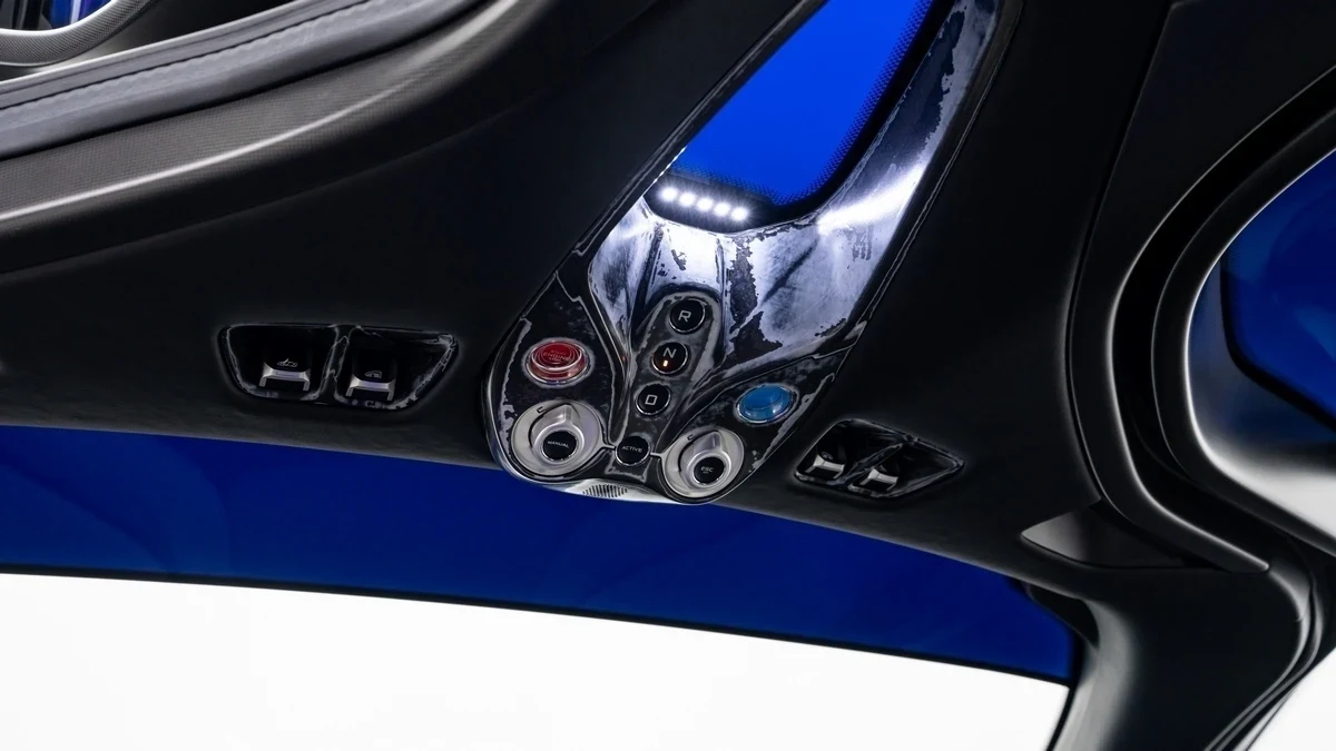 McLaren Speedtail, 9/10