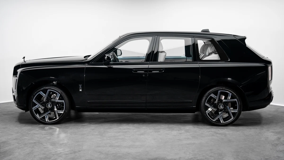 Rolls-Royce Cullinan Black Badge, 5/10