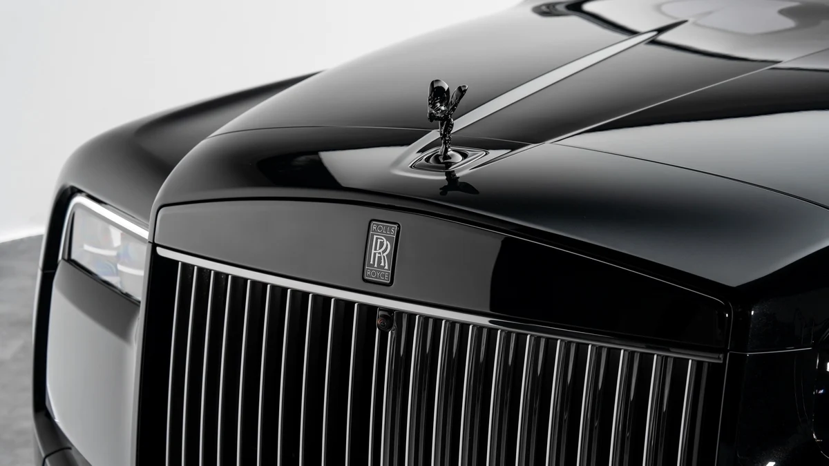 Rolls-Royce Cullinan Black Badge, 8/10