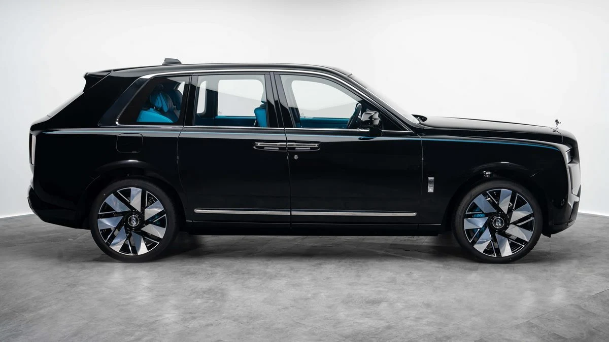 Rolls-Royce Cullinan, 5/10
