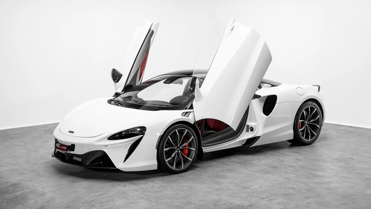 McLaren Artura, 7/10