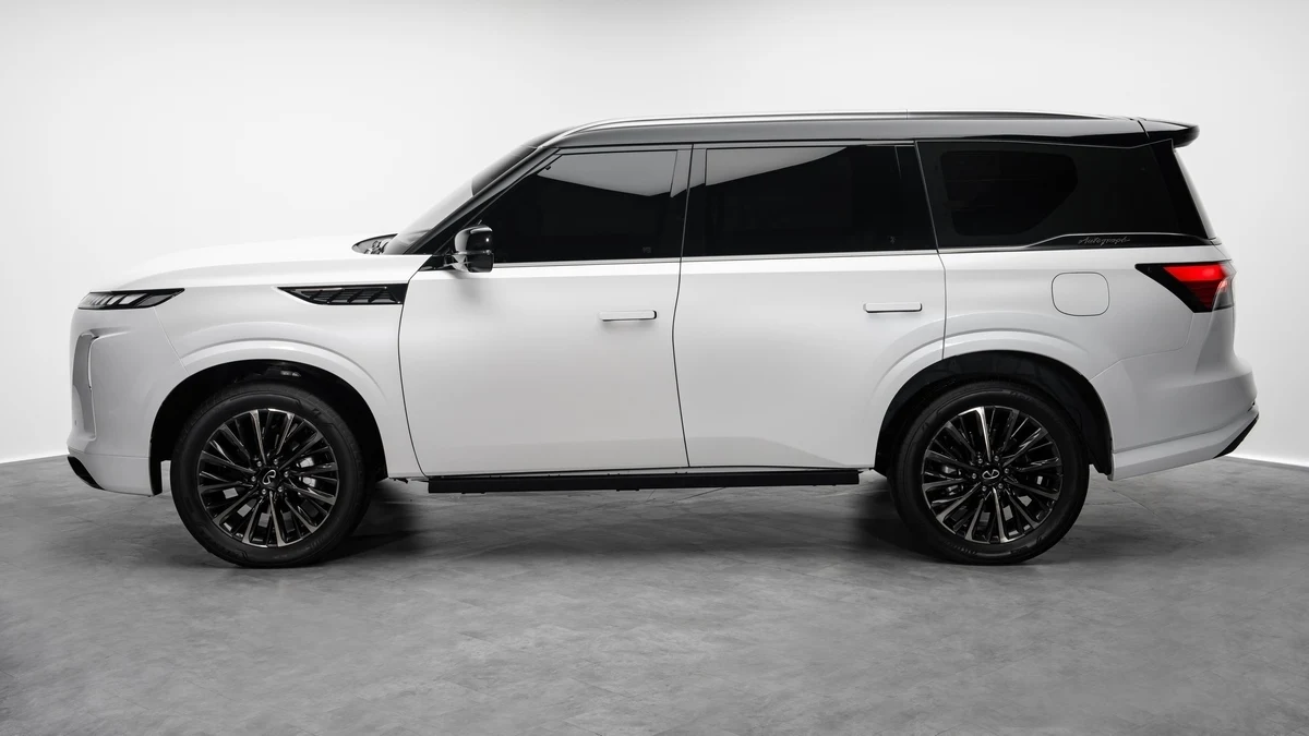 Infiniti QX80 Autograph, 2/10