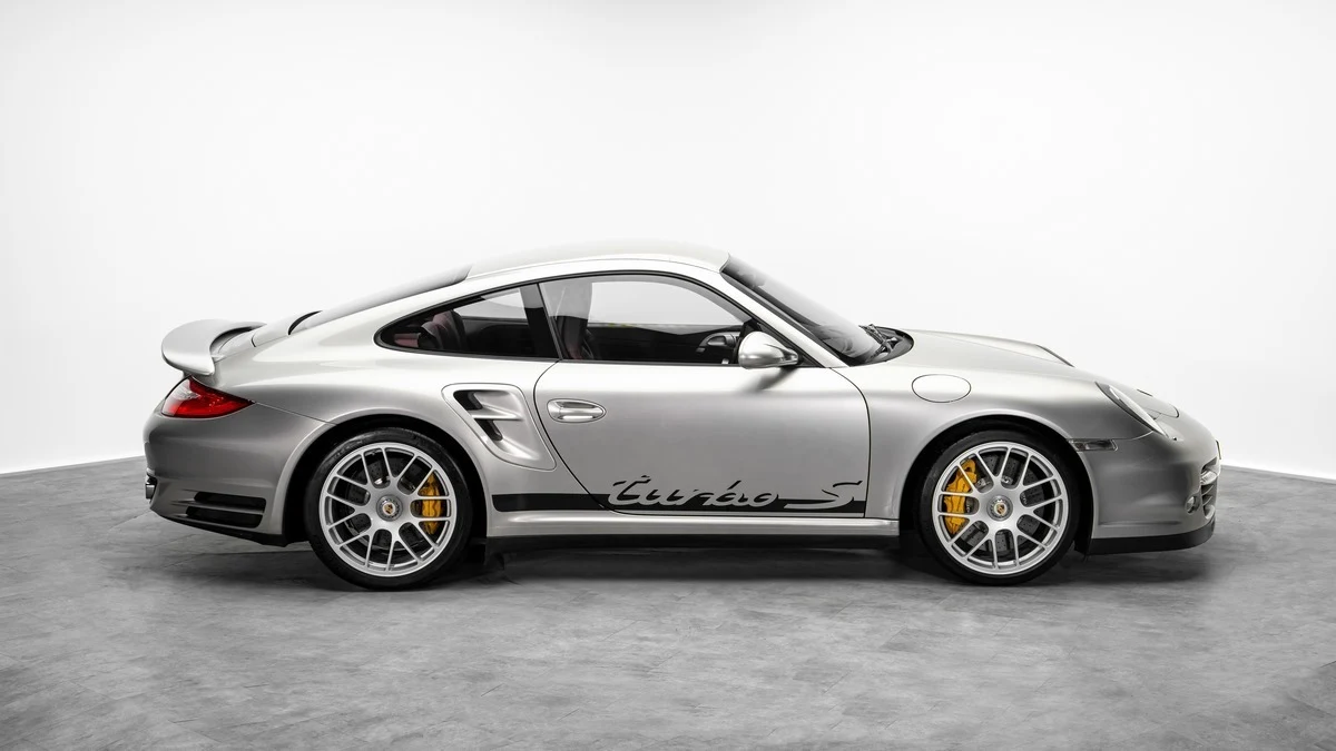Porsche 911 Turbo S (997), 2/10