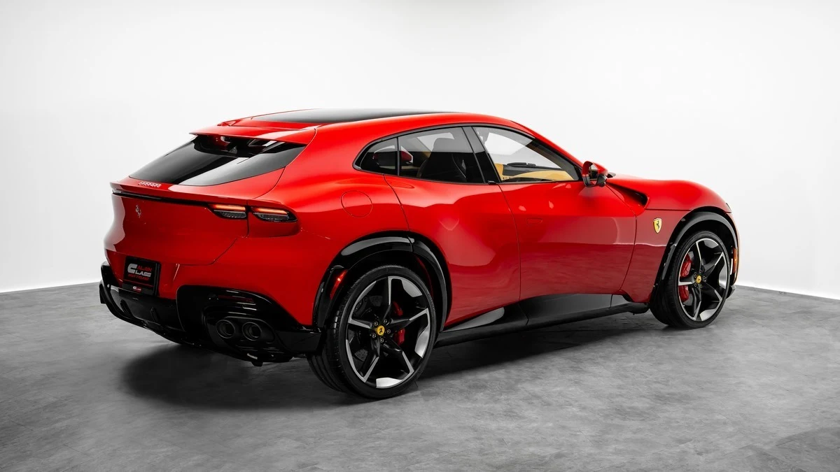 Ferrari Purosangue, 3/10
