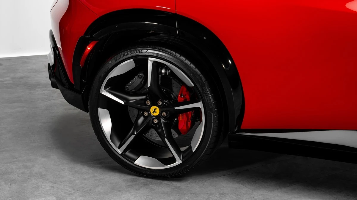 Ferrari Purosangue, 10/10