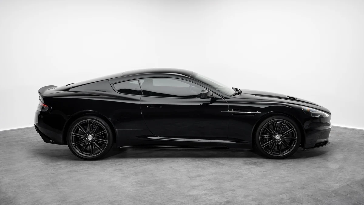 Aston Martin DBS Ultimate, 5/10