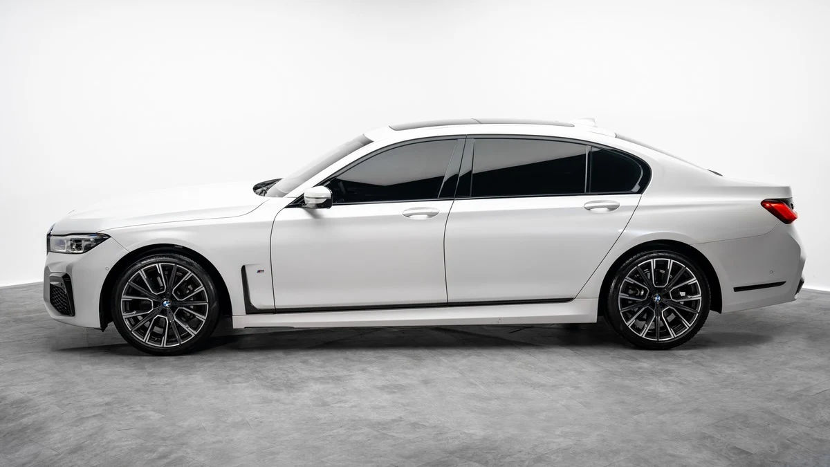 BMW 730Li, 5/10