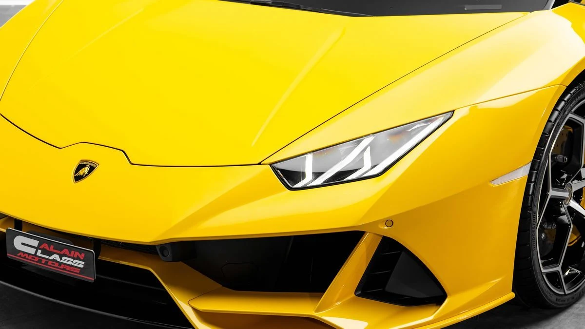 Lamborghini Huracán EVO Spyder, 7/10
