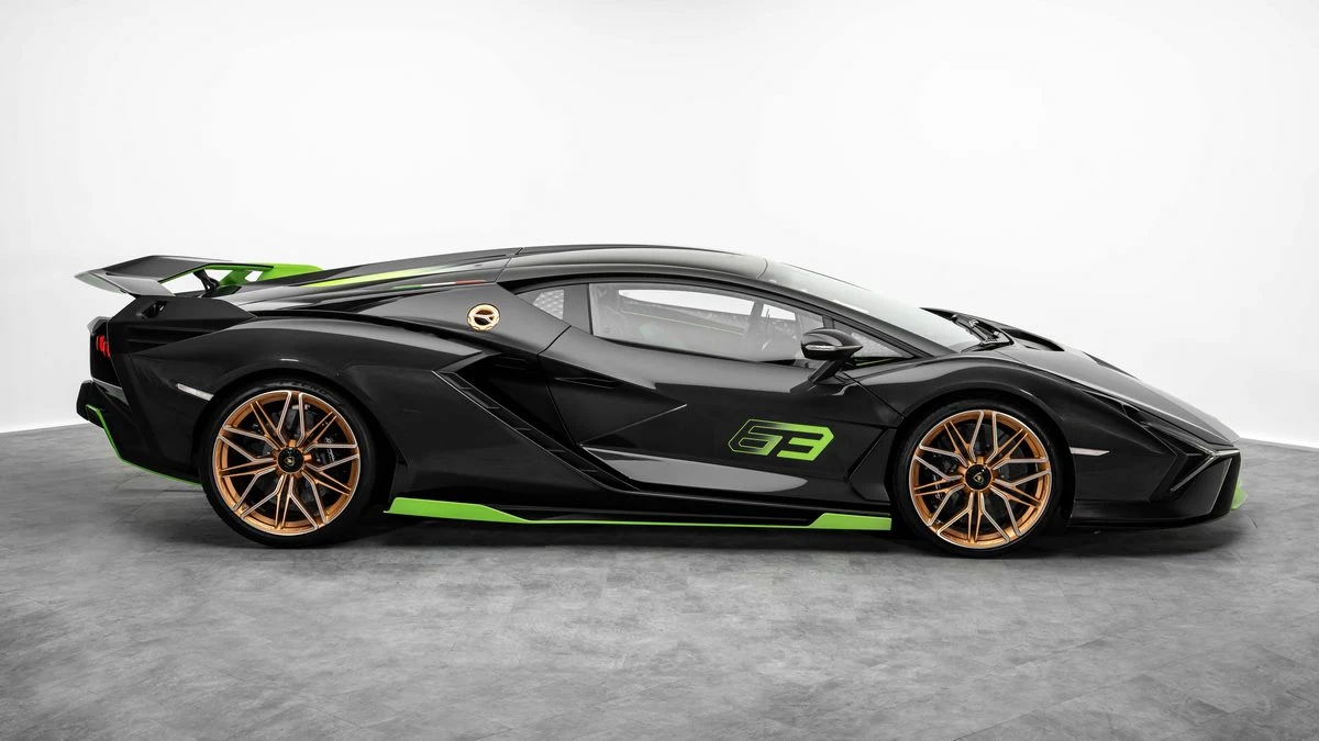 Lamborghini Sián, 2/10