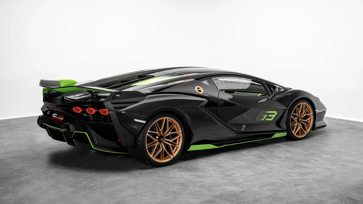 Lamborghini Sián, 3/10